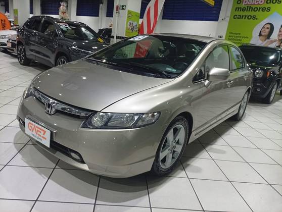 HONDA CIVIC 1.8 LXS 16V FLEX 4P AUTOMÁTICO HONDA CIVIC 1.8 LXS 16V FLEX 4P AUTOMÁTICO